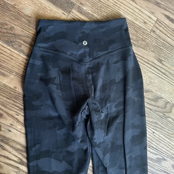 Lululemon Align Jogger Gray black Camo Yoga Size 4 EUC - Picture 3 of 7